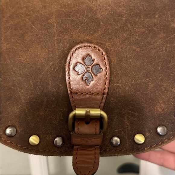 Patricia Nash Isola Flap Saddle Bag Crossbody Whiskey Brown - Picture 4 of 11